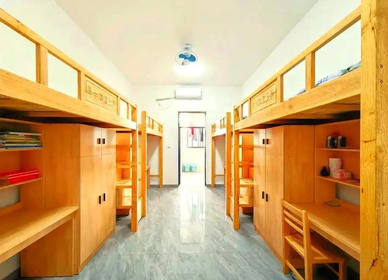 学生宿舍_01